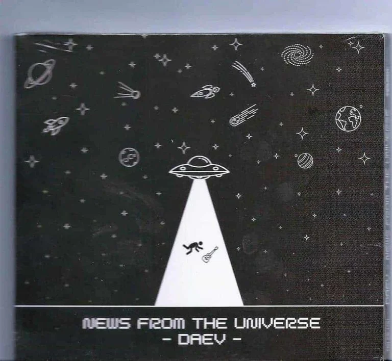 DAEV – NEWS FROM UNIVERSE (cd promo per la stampa)