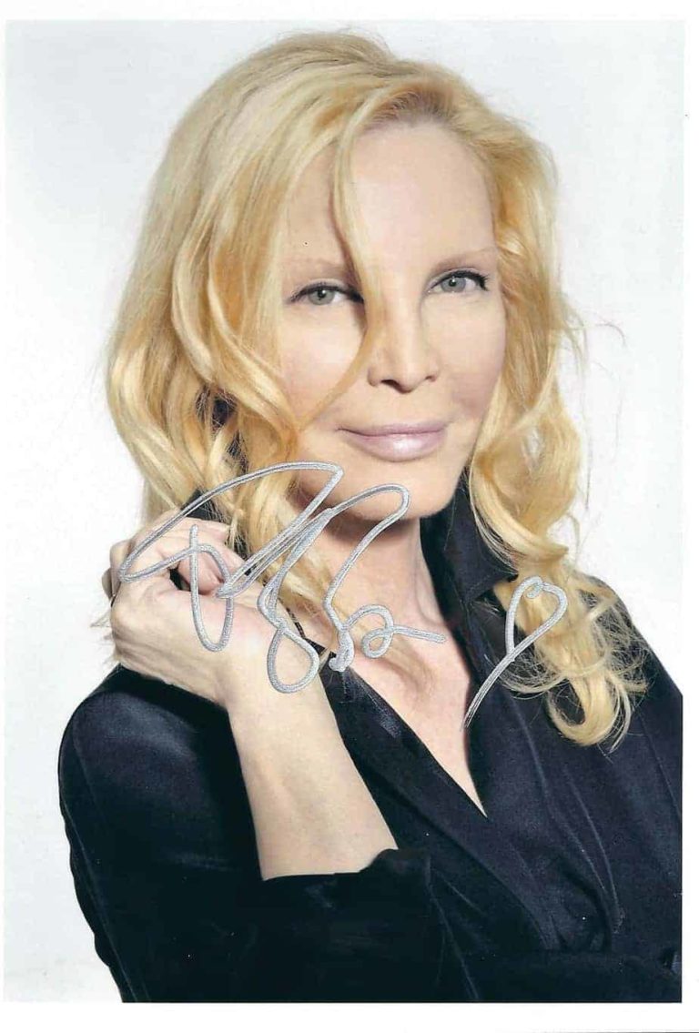 Patty Pravo Foto Autografata Autografo Original signed 21x14CM COA pp10