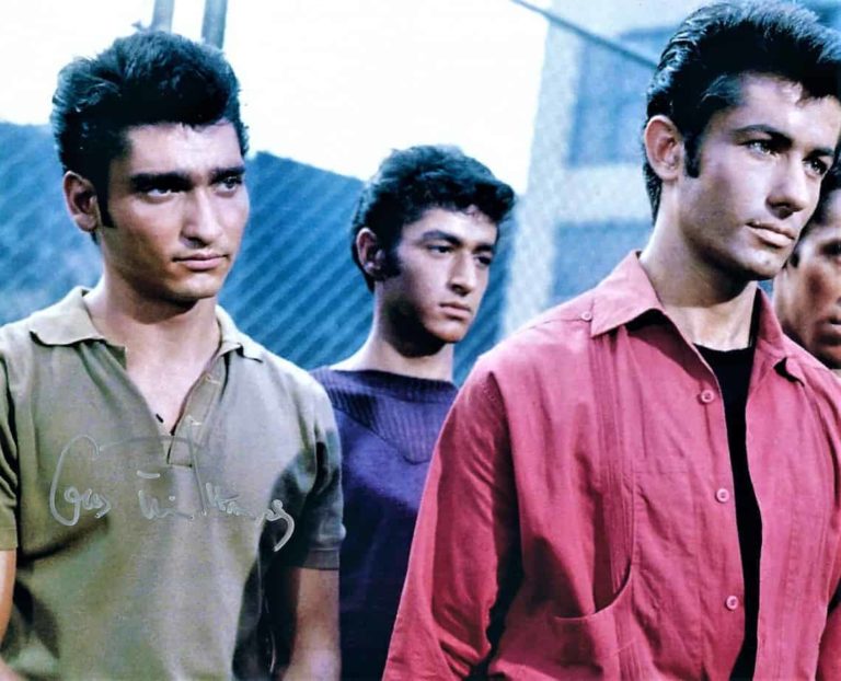 Gus Trikonis West Side Story Hand Signed Photo Autografato COA 20x25cm