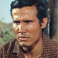 Henry Silva