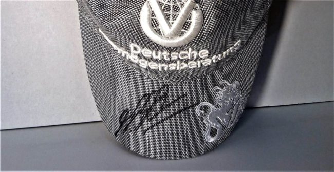 Michael Schumacher cappellino autografato – cap hand signed COA –  HeartSocial.charity