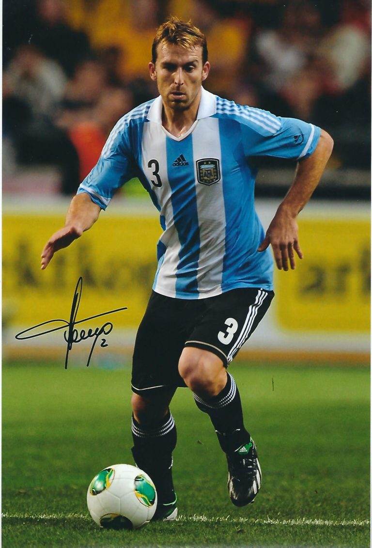Hugo Campagnaro – Soccer Pescara hand signed photo – foto autografata 21×29 cm