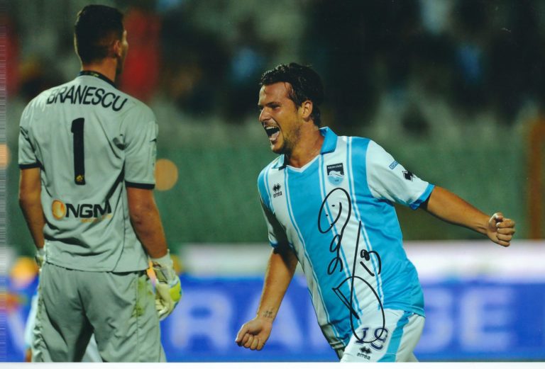 Riccardo Maniero – Soccer Pescara hand signed photo – foto autografata 29x21cm (001)