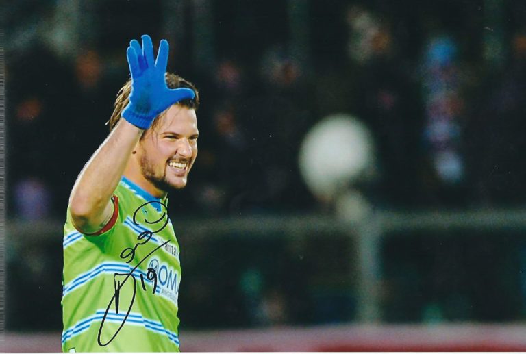 Riccardo Maniero – Soccer Pescara hand signed photo – foto autografata 29x21cm (002)