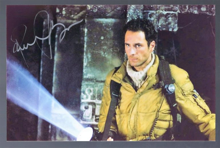 Raoul Bova Photo (23x15cm) Alien Vs Predator Hand Signed – foto autografata (001)