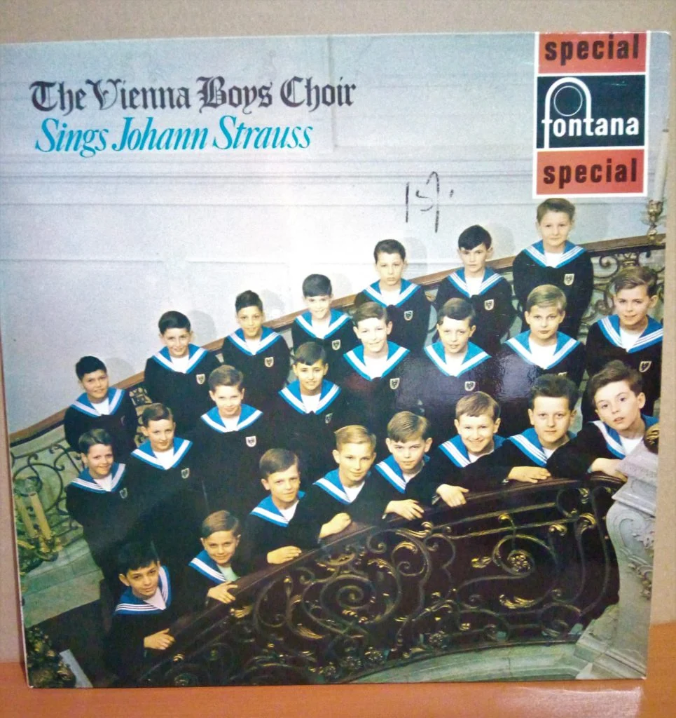 The Vienna Boys Choir - Sings Johann Strauss [Used Vinyl 1968]