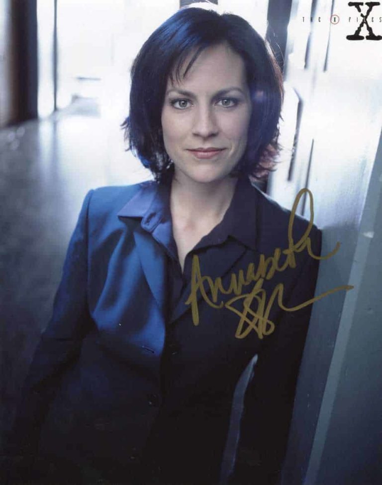 Annabeth Gish – The X Files – Hand Signed Photo 20X25CM foto autografata