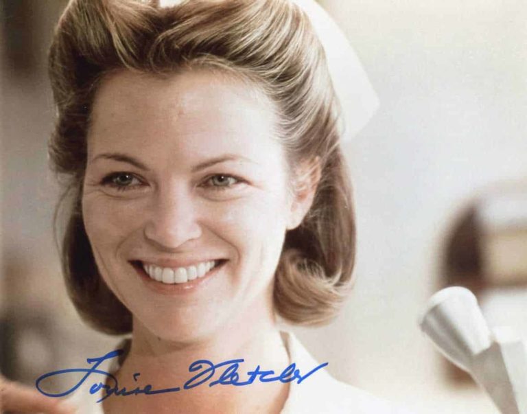 Louise Fletcher “One Flew Over the Cuckoo’s Nest” – hand signed photo 20x25cm – foto autografata