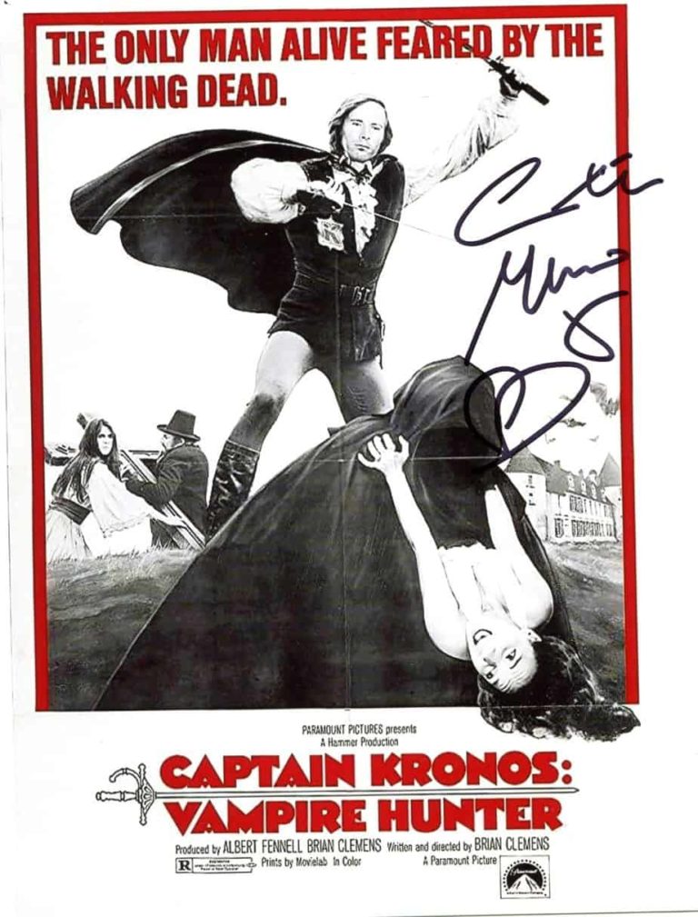 Caroline Munro – CAPTAIN KRONOS: VAMPIRE HUNTER – photo hand signed 20x25cm foto autografata s087