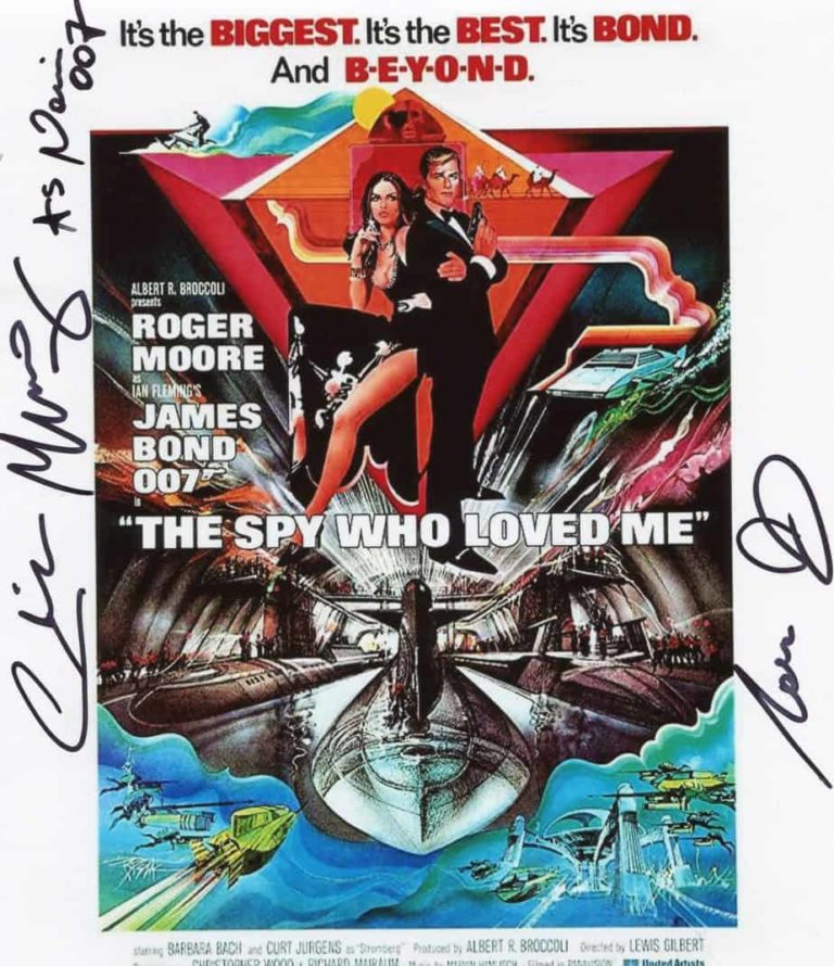 Caroline Munro – The Spy Who Loved Me – photo hand signed 20x25cm foto autografata s099
