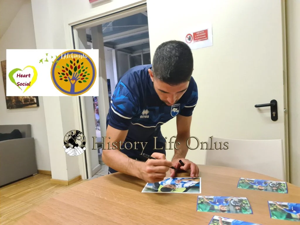 Edgar Elizade - hand signed photo - foto autografata 14x21cm