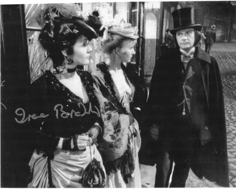 Irene Bradshaw “Barbara, il mostro di Londra” (Dr Jekyll & Sister Hyde) – hand signed photo 20×25 foto autografata