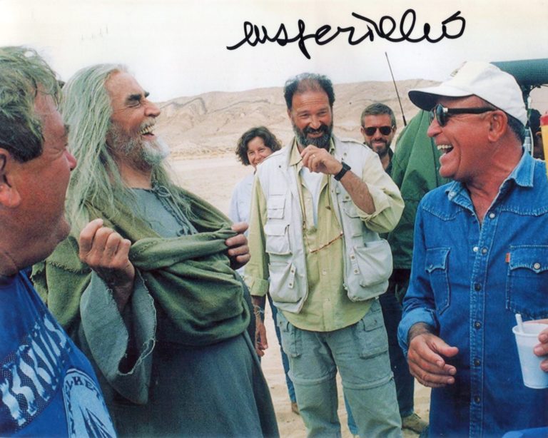 Enzo G. Castellari (con Vittorio Gasman) – hand signed photo 20x25cm foto autografata