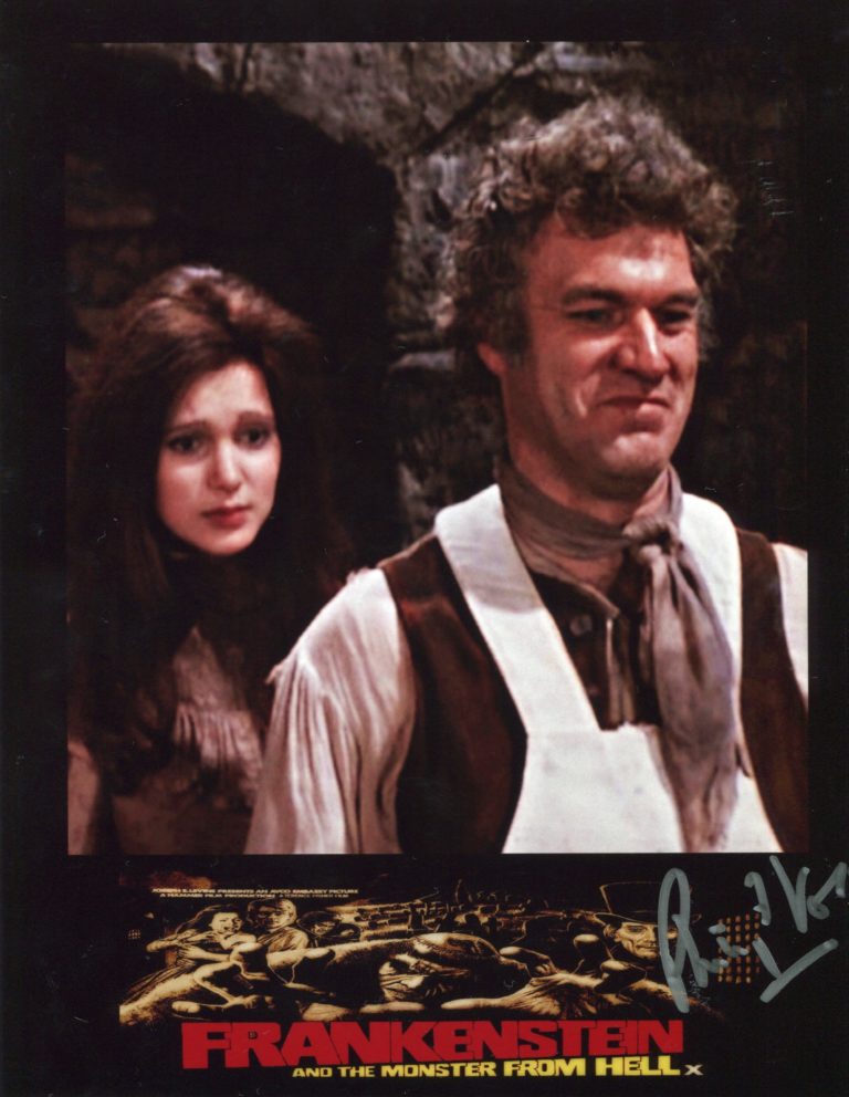 Philip Voss “Frankenstein and the Monster from Hell” – hand signed photo 20x25cm (sa20b10-023)