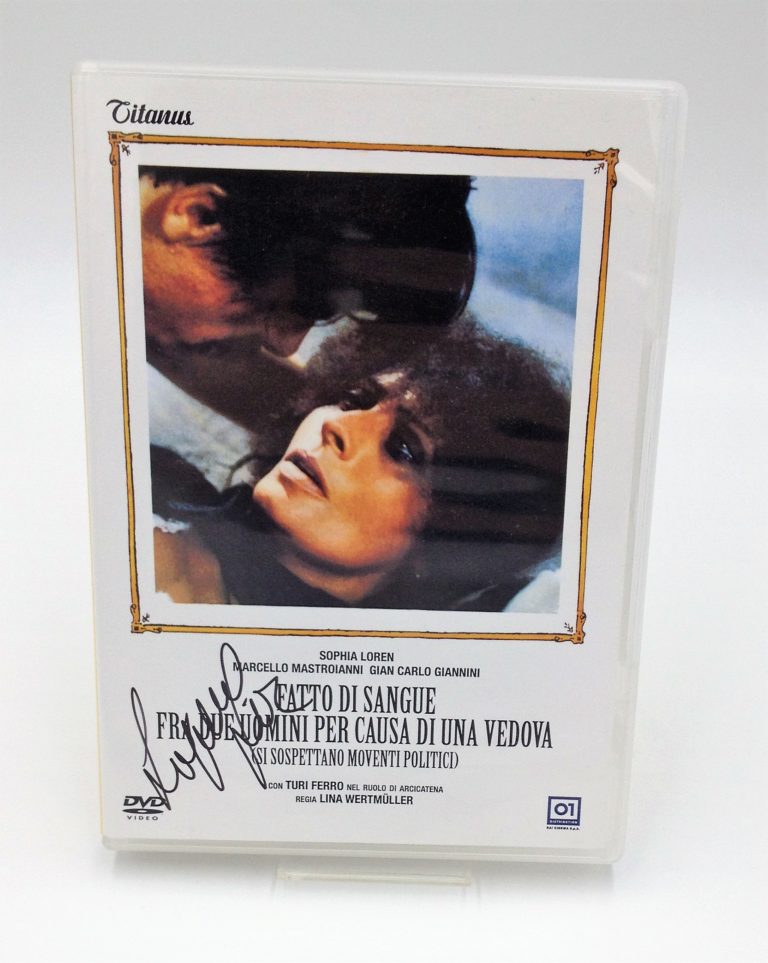 Sophia Loren – Fatto di sangue fra due uomini per causa di una vedova… hand signed dvd autografato