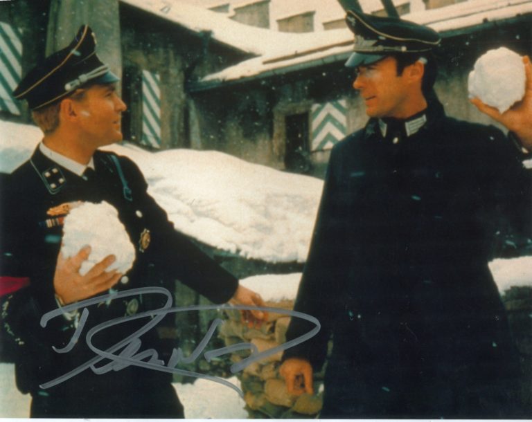 Derren Nesbitt – Von Hapen” in Where Eagles Dare (Dove osano le Aquile) hand signed photo 20x25cm foto autografata dn1093-02
