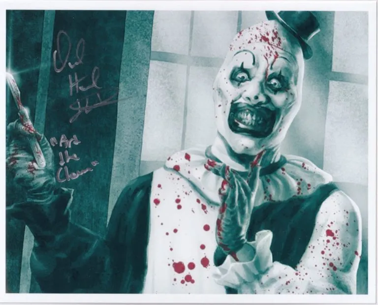 David Howard Thornton “Terrifier” (Art the Clown) – hand signed photo 20x25cm foto autografata