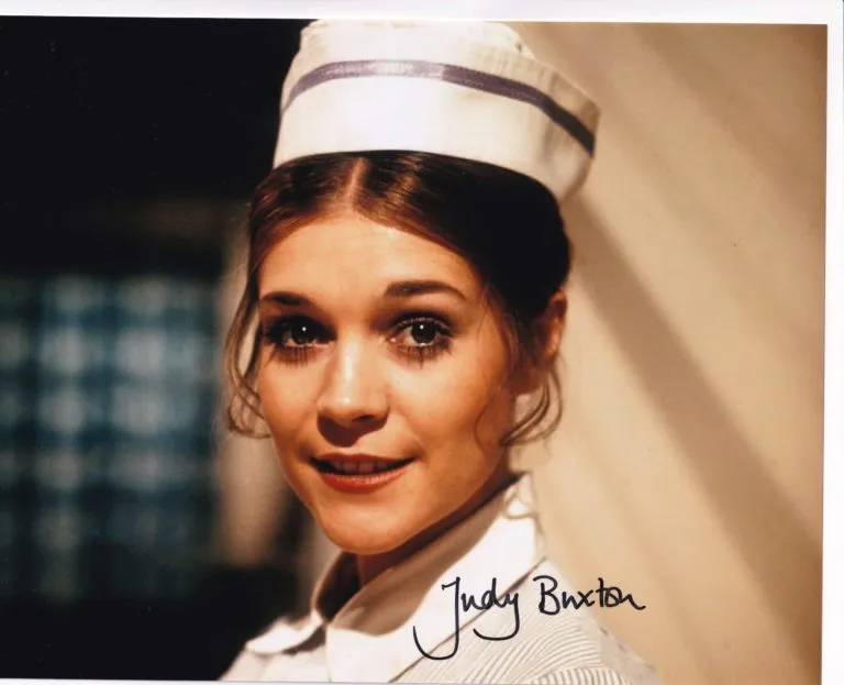 Judy Buxton – “General Hospital” hand signed photo 20x25cm foto autografata