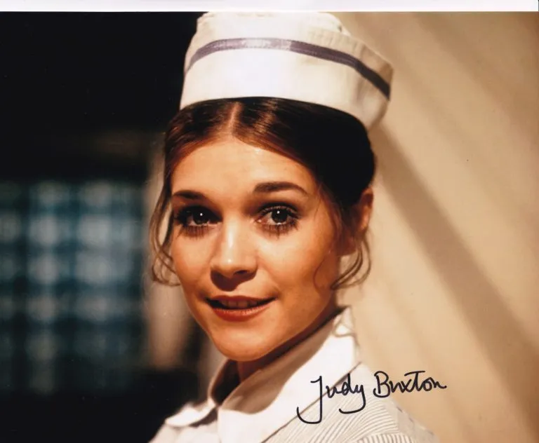 Judy Buxton – “General Hospital” hand signed photo 20x25cm foto autografata