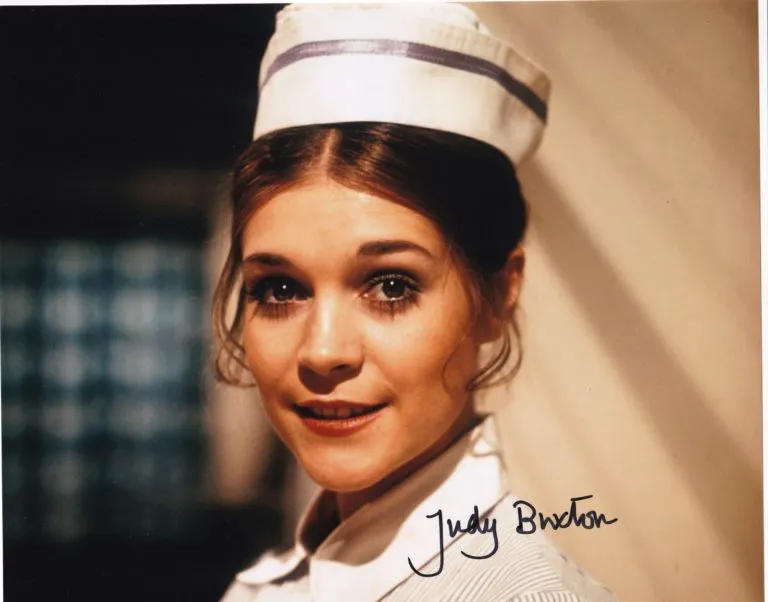 Judy Buxton – “General Hospital” hand signed photo 20x25cm foto autografata