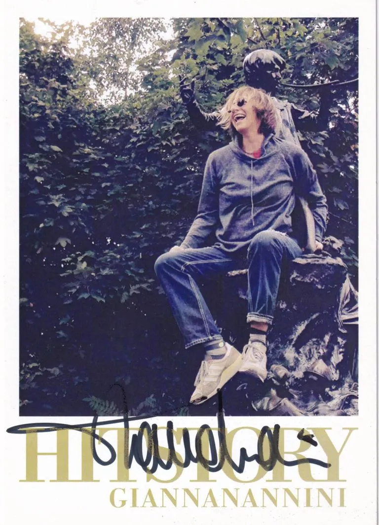Gianna Nannini – Cartolina “History” hand signed autografata