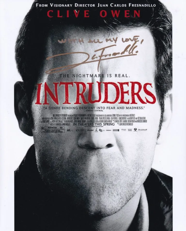 Juan Carlos Fresnadillo “Intruders” hand signed photo 20×25 foto autografata