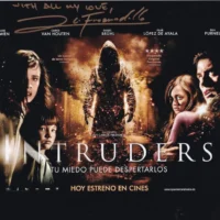Juan Carlos Fresnadillo "Intruders" hand signed photo 20x25 foto autografata