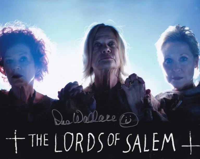 Dee Wallace-Stone “The Lords of Salem” hand signed photo 20×25 foto autografata