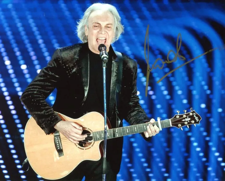 Riccardo Fogli hand signed photo 20x25cm foto autografata