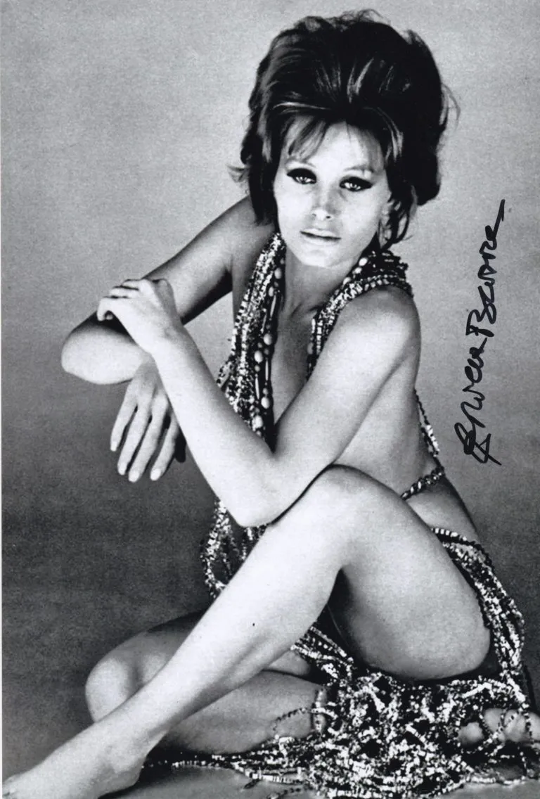 Erika Blanc hand signed photo 21x29cm foto autografata