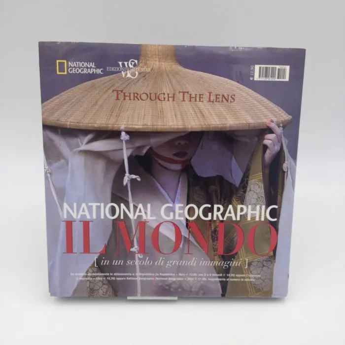 National Geographic. Il mondo (in un secolo di grandi immagini). Ediz. illustrata: K. Mulroy (Curatore) M. R. Koszorus (Curatore) L. Bendavid-Val (Curatore)