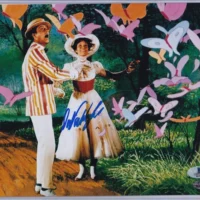 Dick Van Dyke "Mary Poppins" hand signed photo 20x25cm COA Beckett