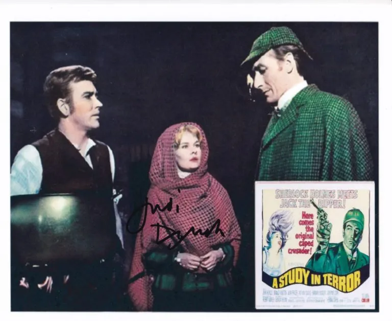 Judi Dench “A study in Terror” – hand signed photo 20x25cm foto autografata