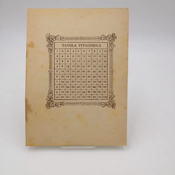 Quaderno anni '30 Bimbi con aquilone disegno di Rondini