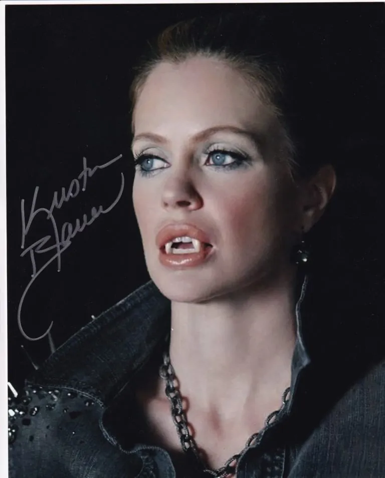 Kristin Bauer van Straten “True Blood” handi signed photo 20x25cm foto autografata