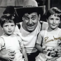 Enrico Vanzina hand signed photo 20x25cm foto autografata