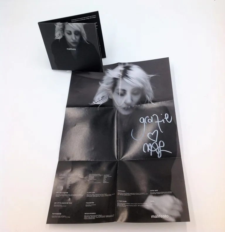 Cd Malifesto + poster autografato da Malika Ayane