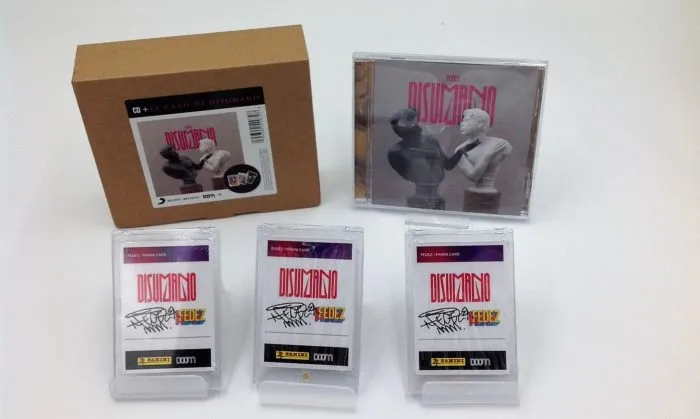 CD Disumano + 3 figurine Panini autografate da Fedez