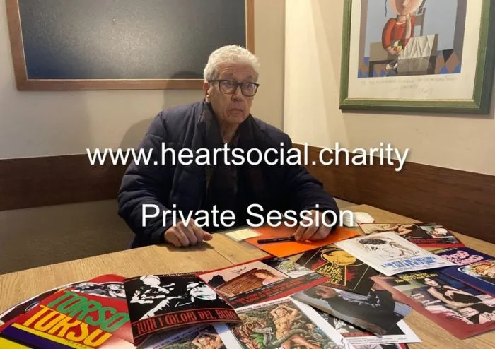Sergio Martino "Sergio Martino Torso I corpi presentano tracce di violenza carnale B02" hand signed photo 20x25cm foto autografata