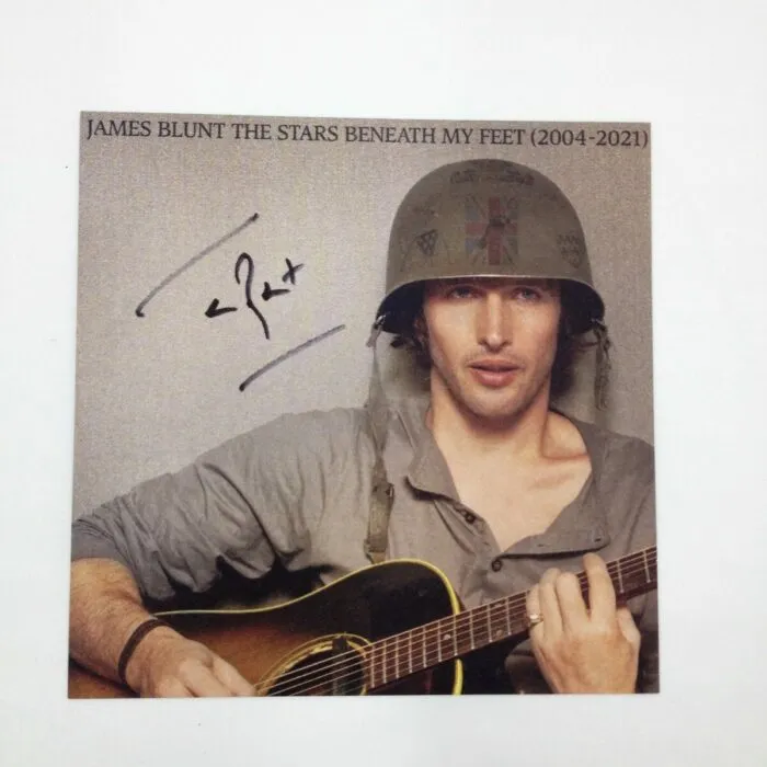 The Stars Beneath My Feet 2004-2021 - James Blunt (2 cd) hand signed autografato