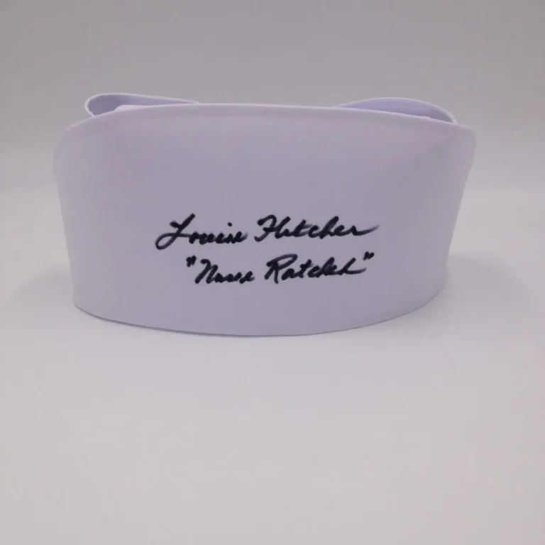 Louise Fletcher – One Flew Over the Cuckoo’s Nest nurse cap (replica cappello infermiera) autografato