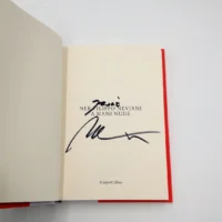 Libro A mani nude autografato da Nek (Filippo Neviani)