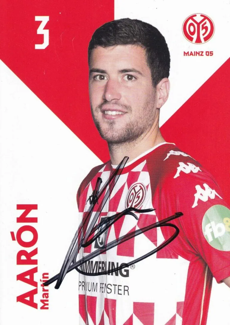 Aarón Martín (1. FSV Mainz 05) – hand signed card 10x15cm