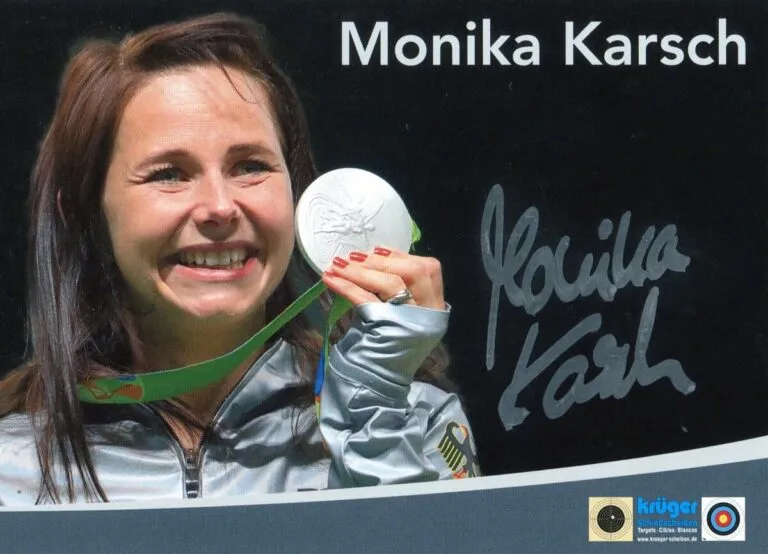 Monika Karsch (tiratrice a segno, vincitrice della medaglia d’argento Olimpiadi di Rio de Janeiro 2016) – hand signed card 10x15cm