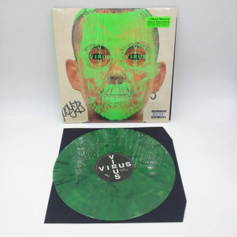 Virus autografato da Noyz Narcos (Green Coloured Vinyl)