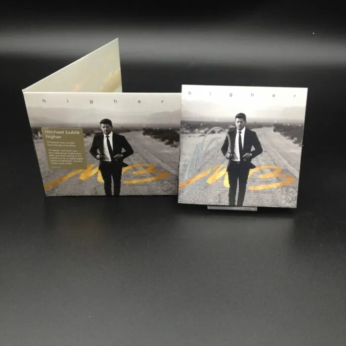 CD Higher con Booklet autografato da Michael Bublé
