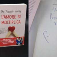 The Pozzolis Family autografato da Gianmarco Pozzoli e Alice Mangioni