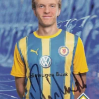 Cartolina ufficiale Eintracht Braunschweig autografata da Julius Reinhardt