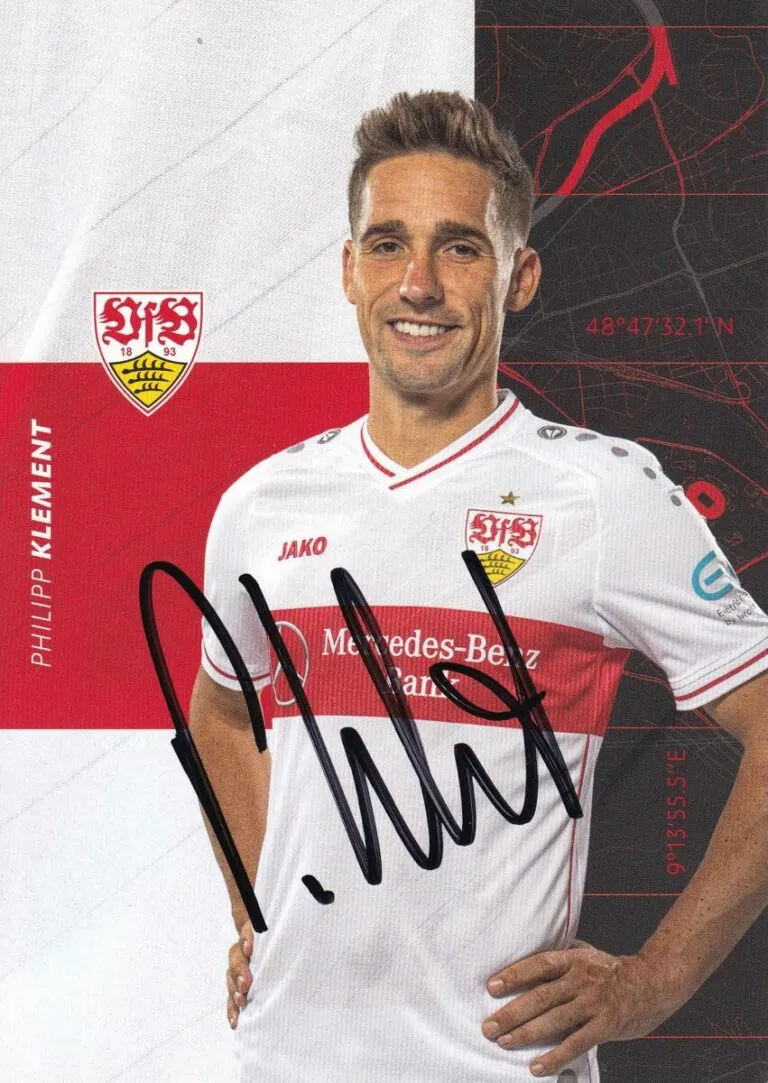 Cartolina ufficiale VfB Stuttgartg autografata da Philipp Klement