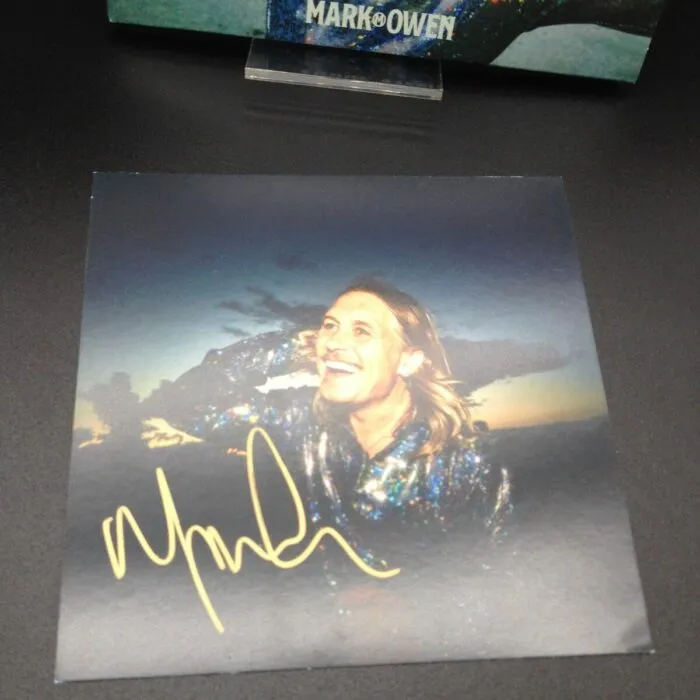 Mark Owen - cd Land of Dreams + card hand signed (autografata)